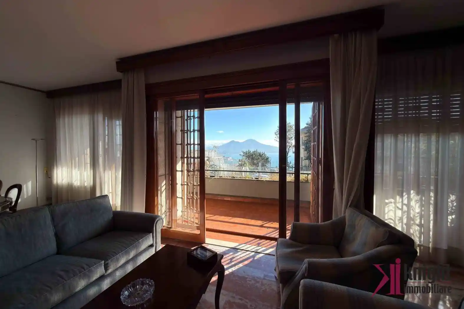 Appartamento in vendita a Napoli