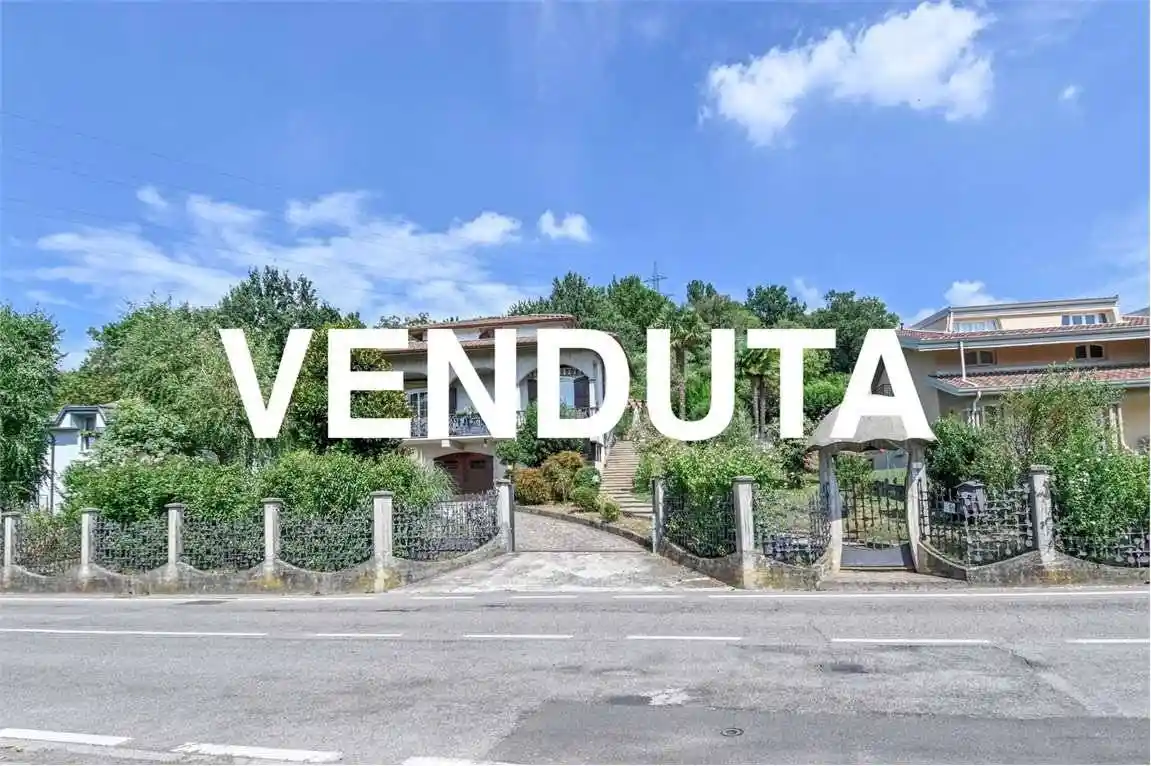 Villa in vendita a Villa d'Almè