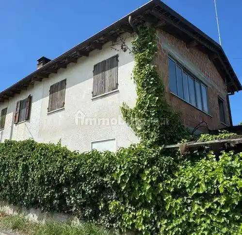 Rustico - Casale in vendita a Tortona