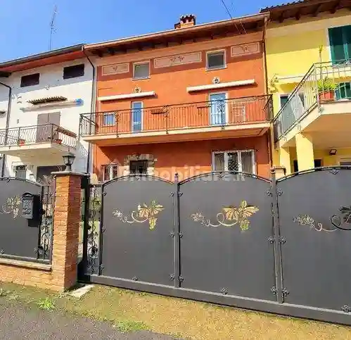 Villetta a schiera - foto 2