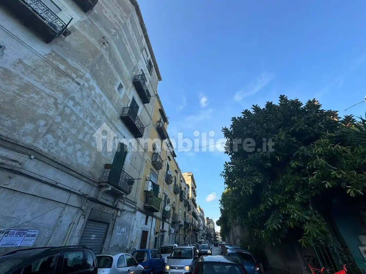 Appartamento in vendita a Napoli