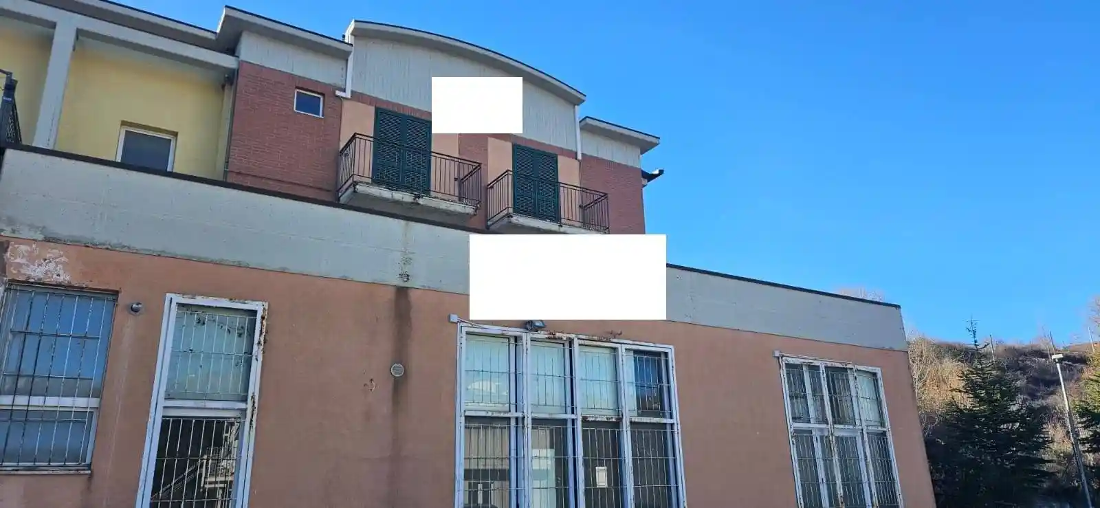 Palazzo - Edificio in vendita a Potenza