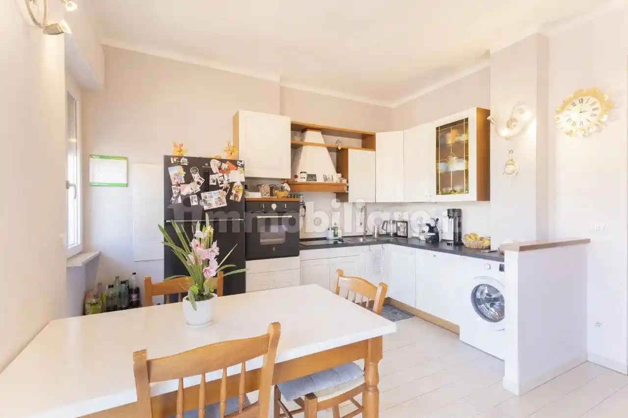 Appartamento in vendita a Borgosesia