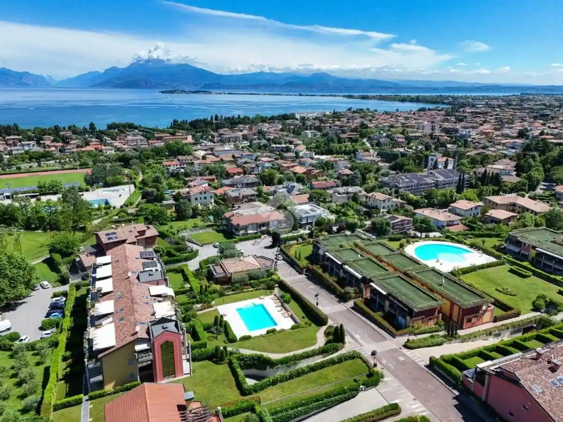 Appartamento in vendita a Desenzano del Garda