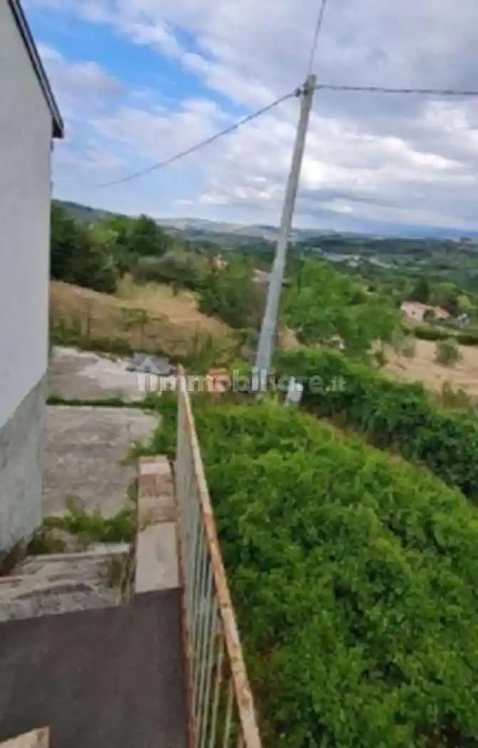 Appartamento in vendita a Castiglione a Casauria