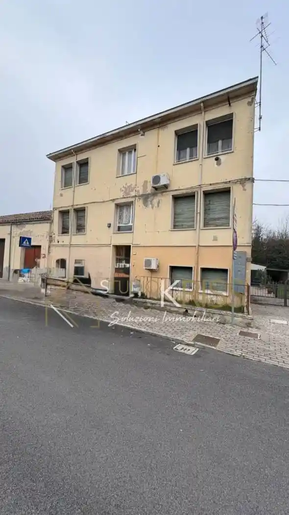 Palazzo - Edificio in vendita a Fiscaglia