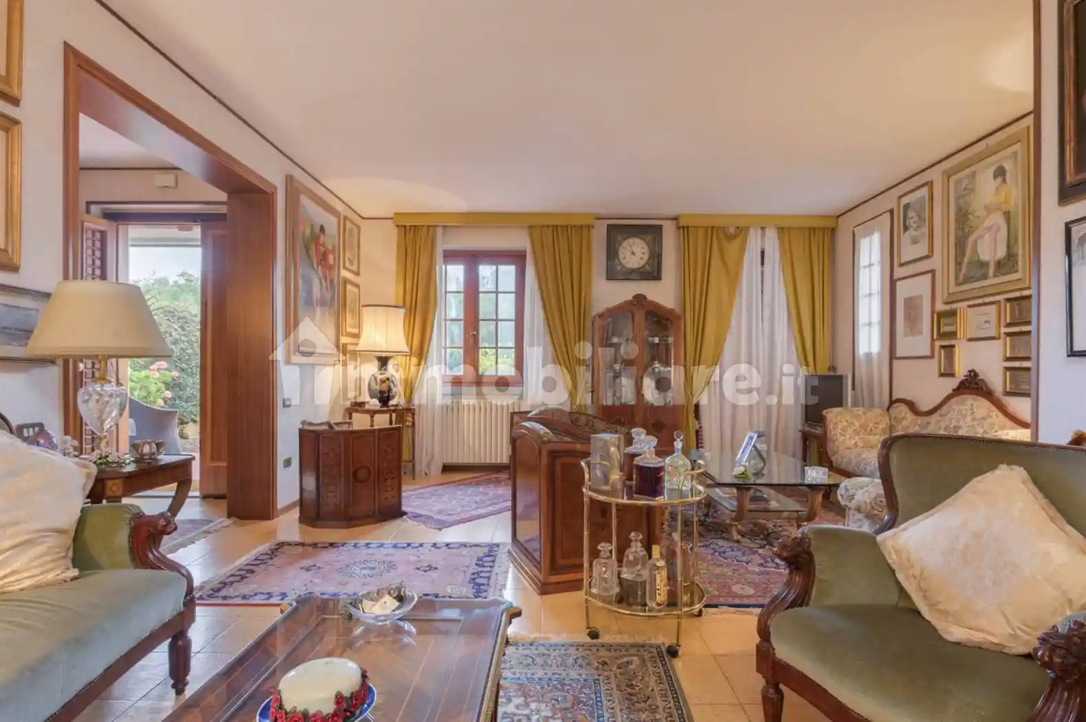 Villa in vendita a Follonica