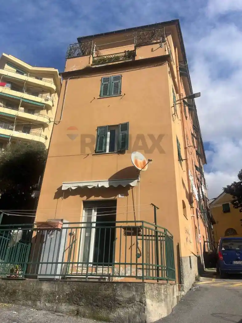 Appartamento in vendita a Genova