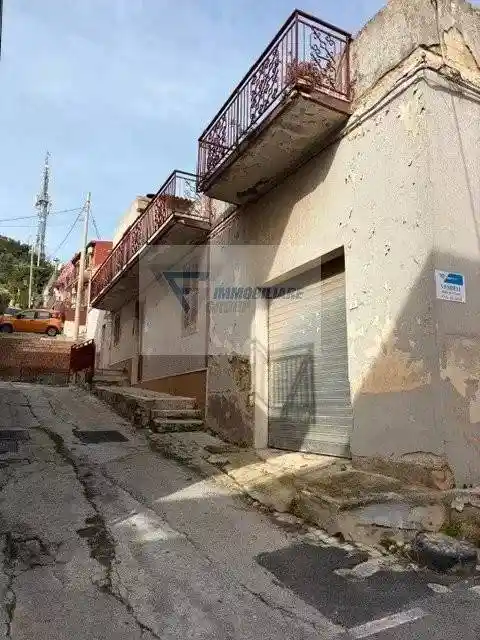 Palazzo - Edificio in vendita a Siracusa