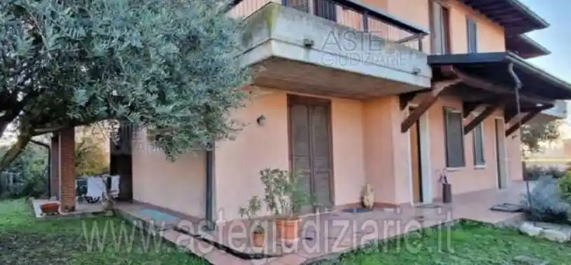 Appartamento in vendita a San Zeno Naviglio