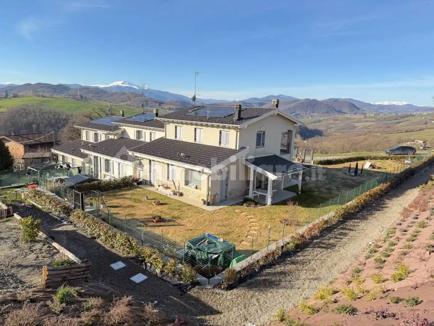 Villa in vendita a Pavullo nel Frignano