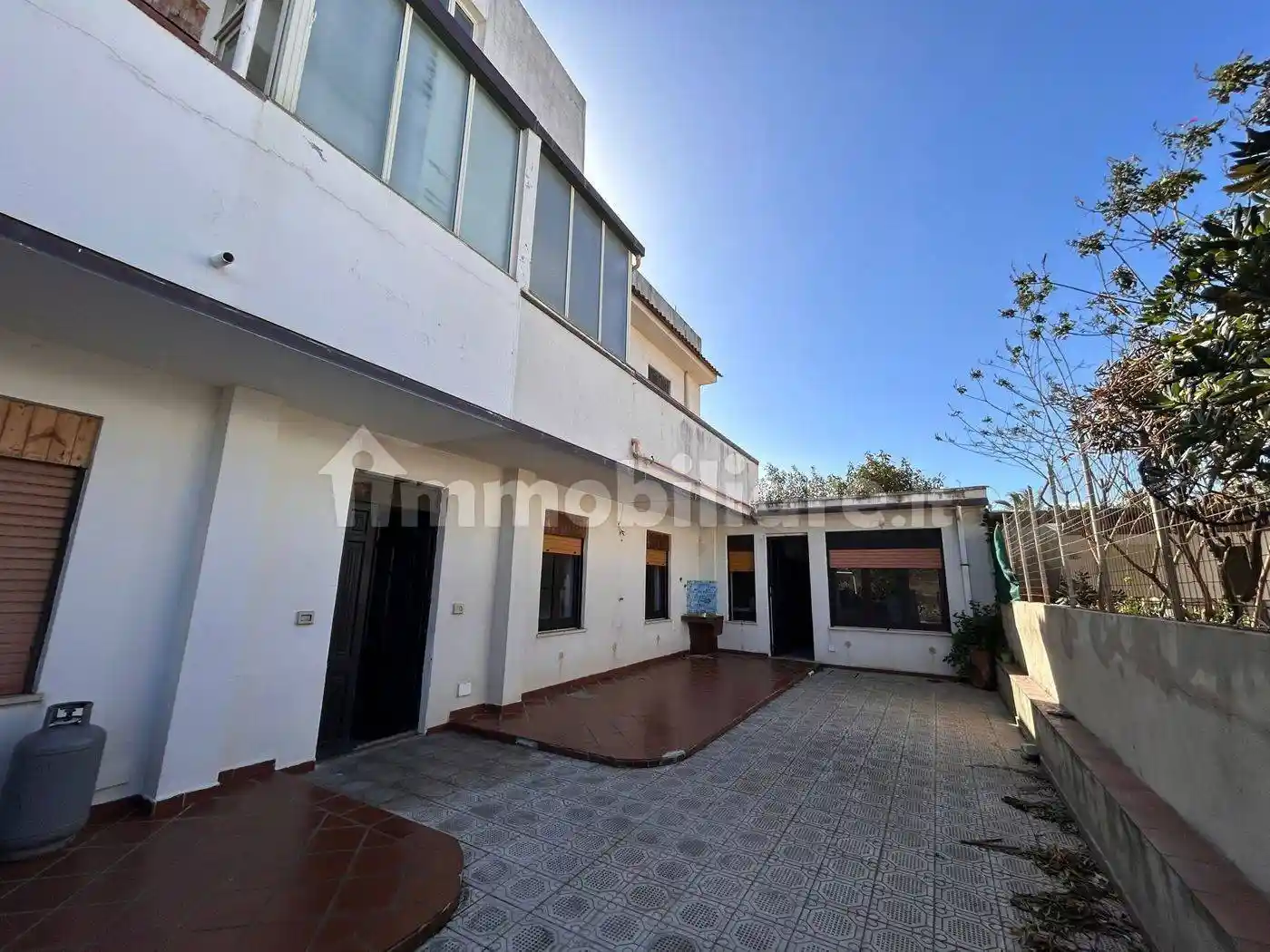 Casa indipendente in vendita a Barcellona Pozzo di Gotto