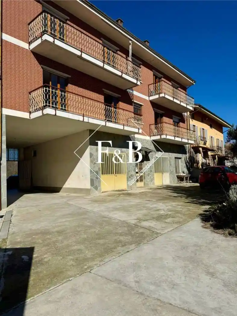 Rustico - Casale in vendita a San Damiano d'Asti