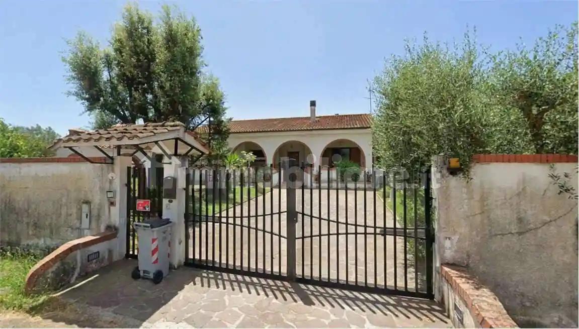 Villa in vendita a Latina