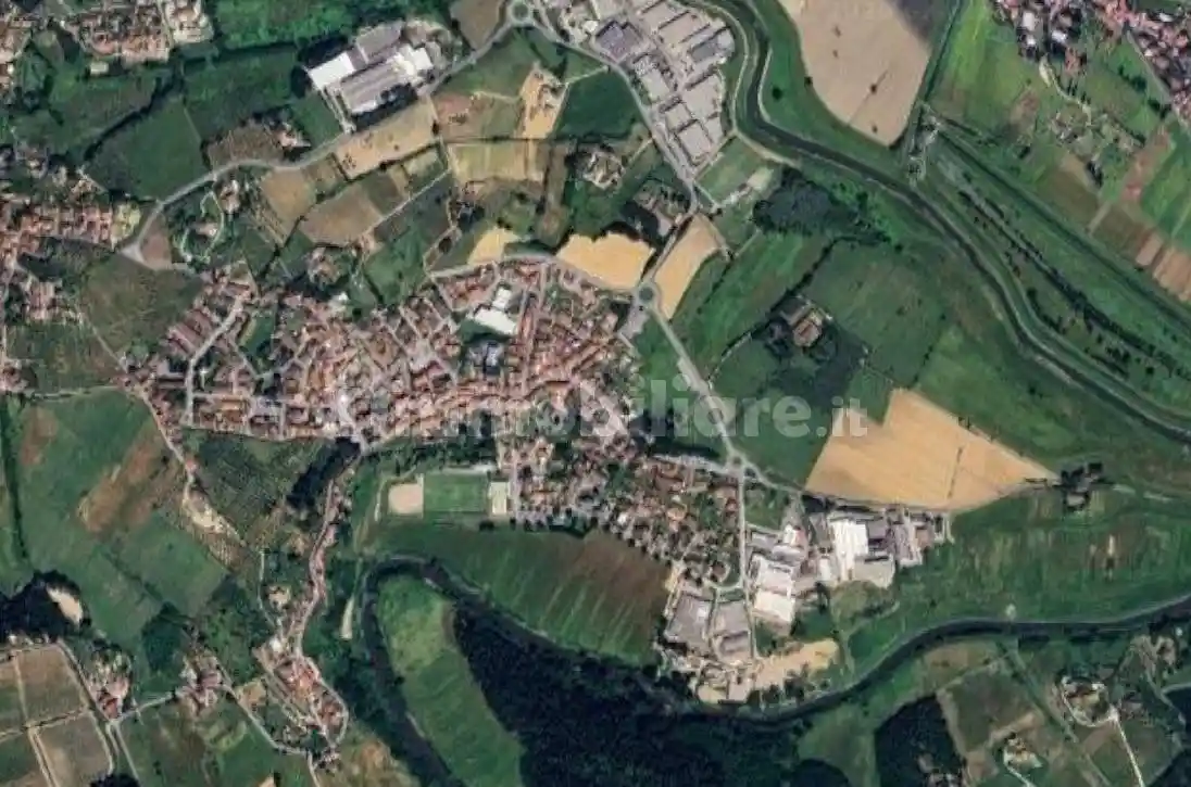 Appartamento in vendita a Carmignano