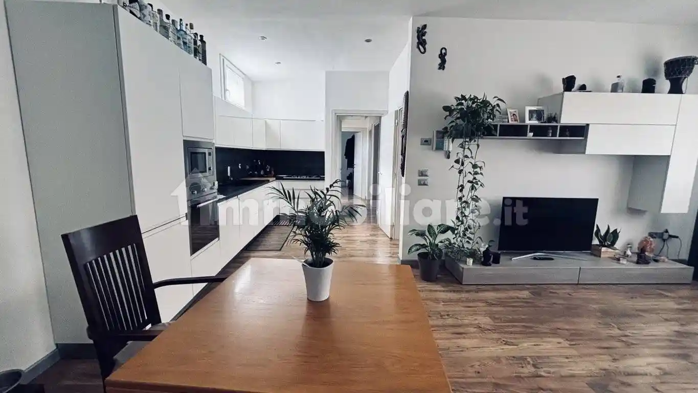 Casa indipendente in vendita a Carrè