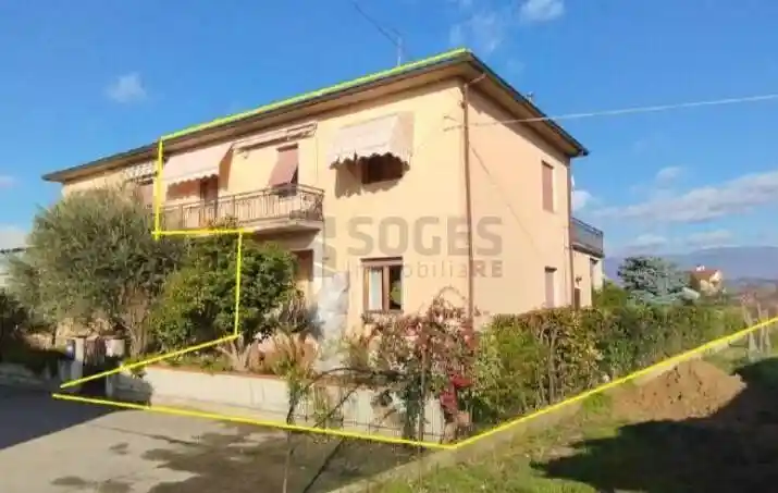 Appartamento in vendita a Montevarchi