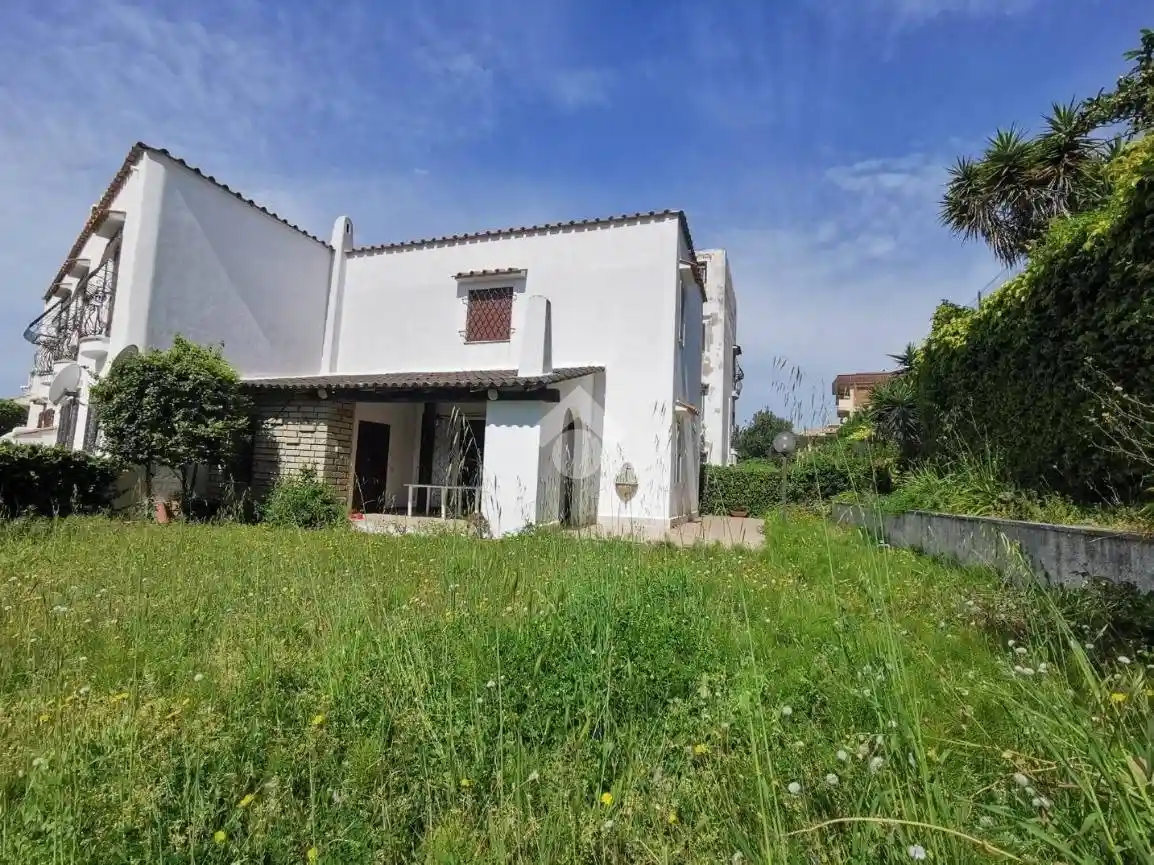 Villetta a schiera in affitto a Anzio