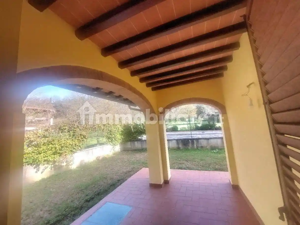 Villa in vendita a Reggello