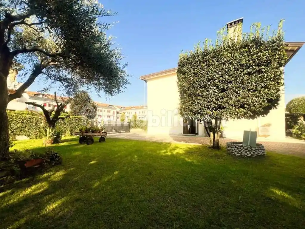Villa in vendita a Mira