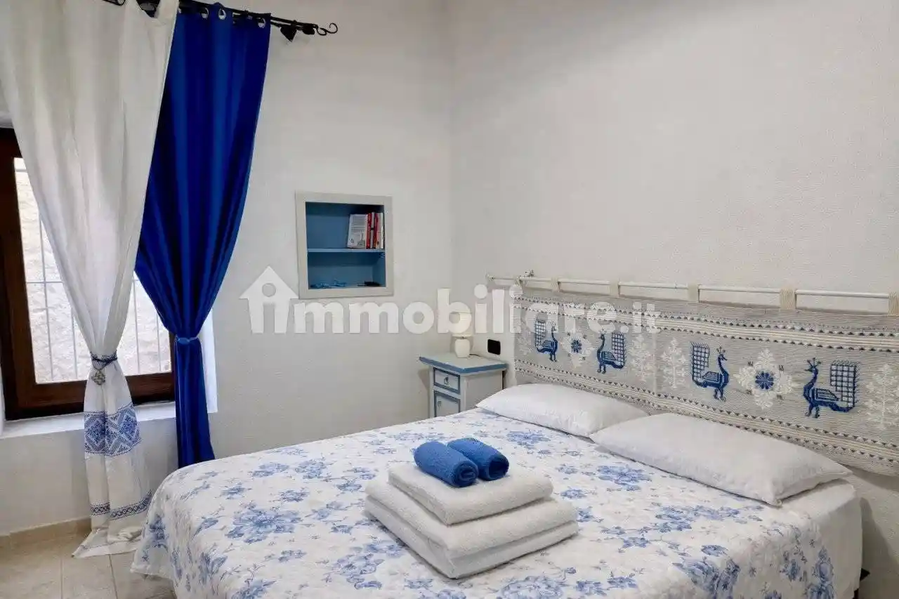 Appartamento in vendita a Orosei