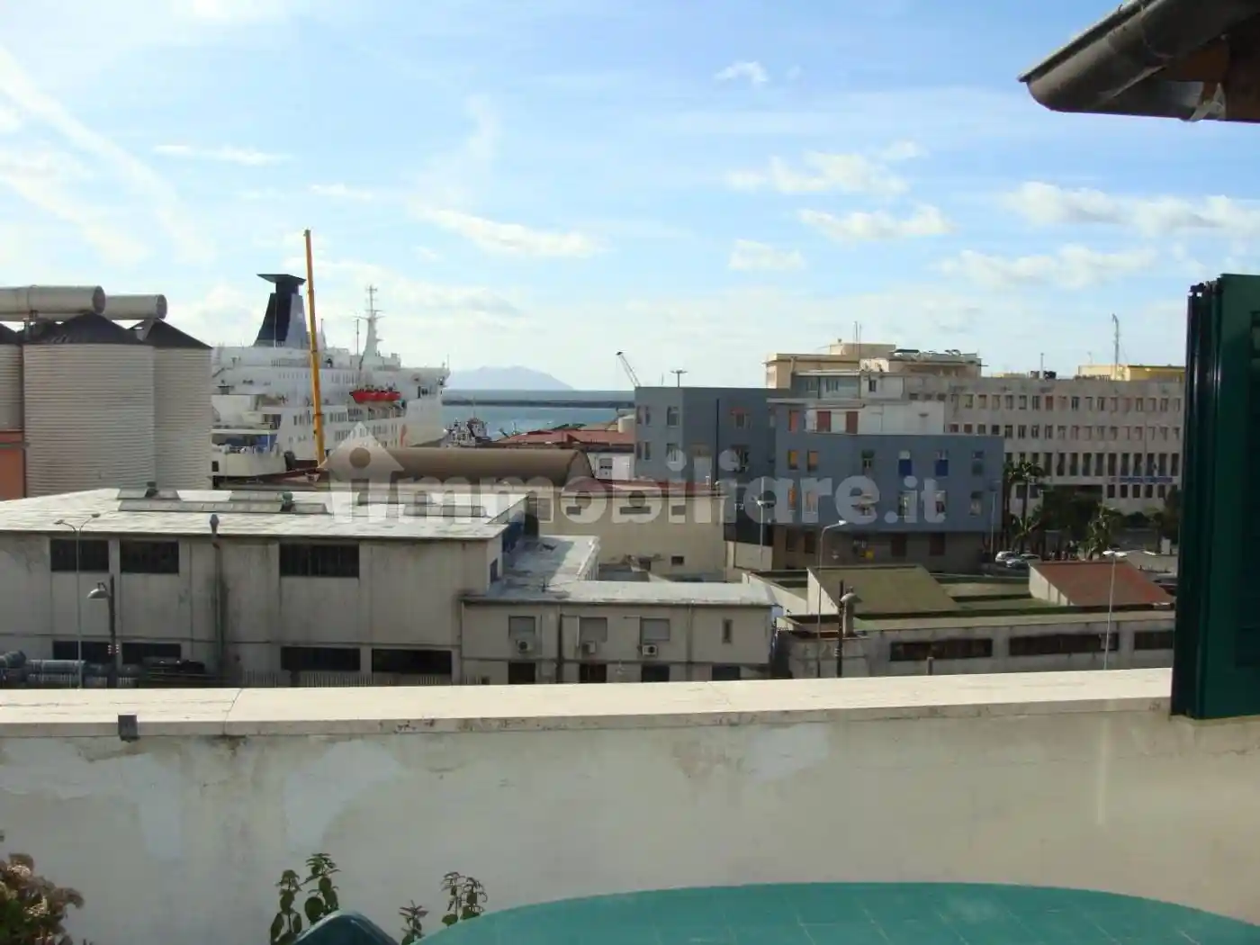 Palazzo - Edificio in vendita a Napoli