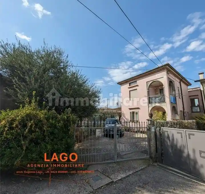 Casa indipendente in vendita a Nove