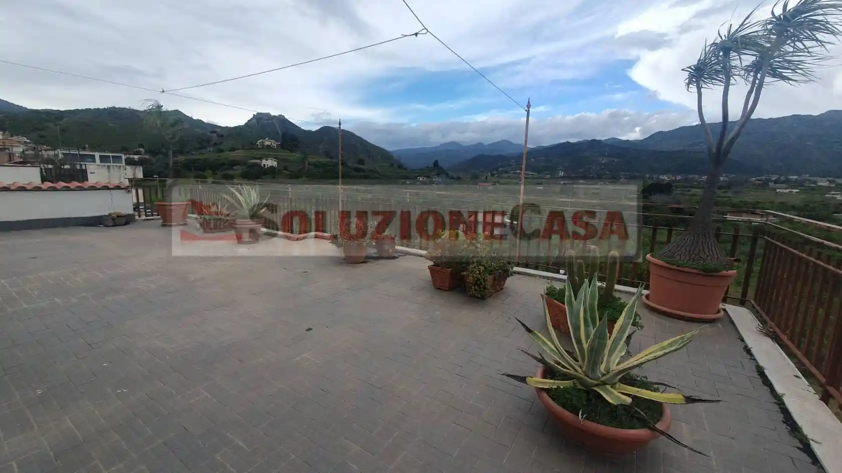 Appartamento in vendita a Calatabiano