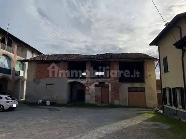 Rustico - Casale in vendita a Olgiate Comasco