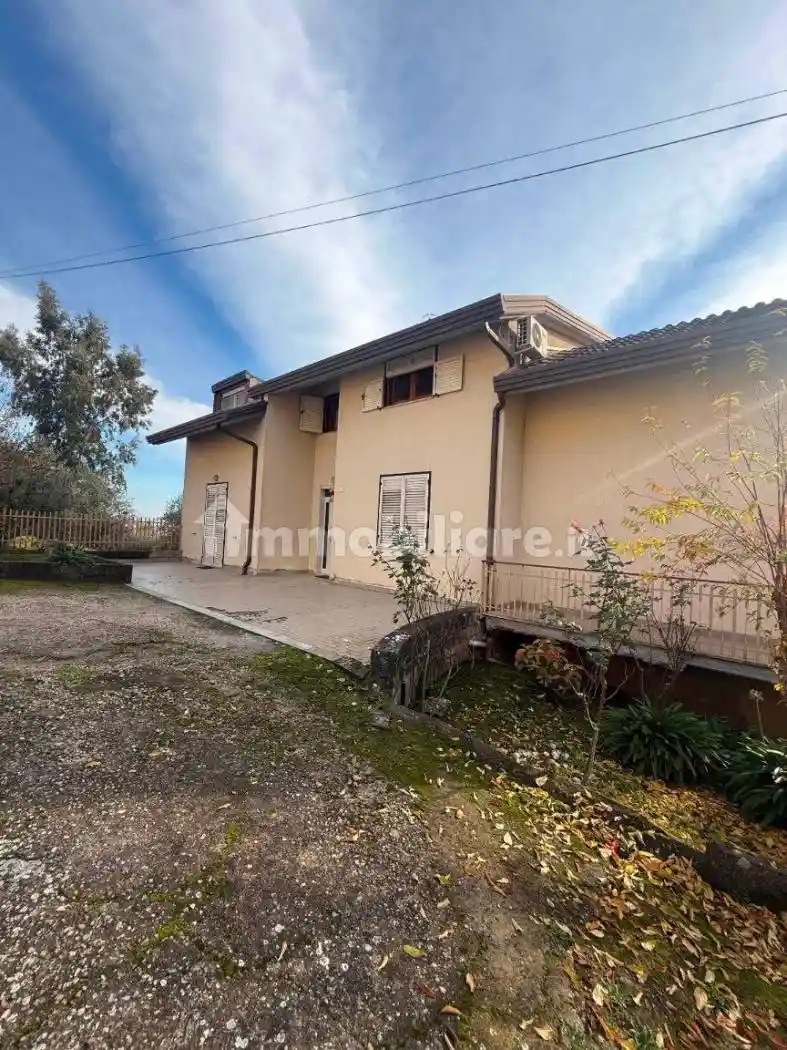 Villa in vendita a San Giorgio del Sannio