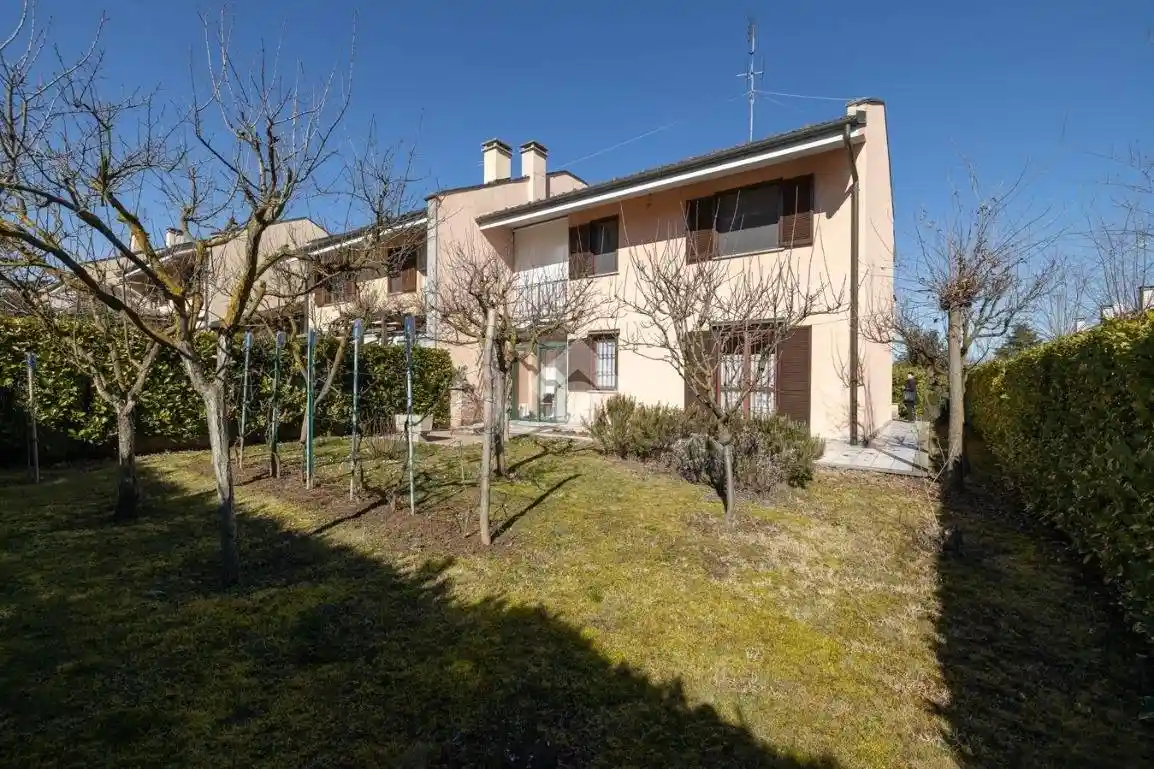 Villa in vendita a Chieri
