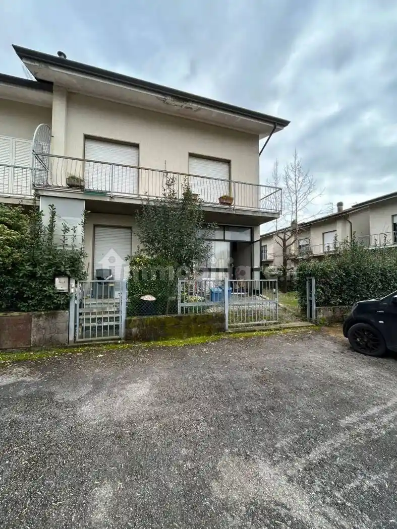 Villetta a schiera in vendita a Pietrasanta