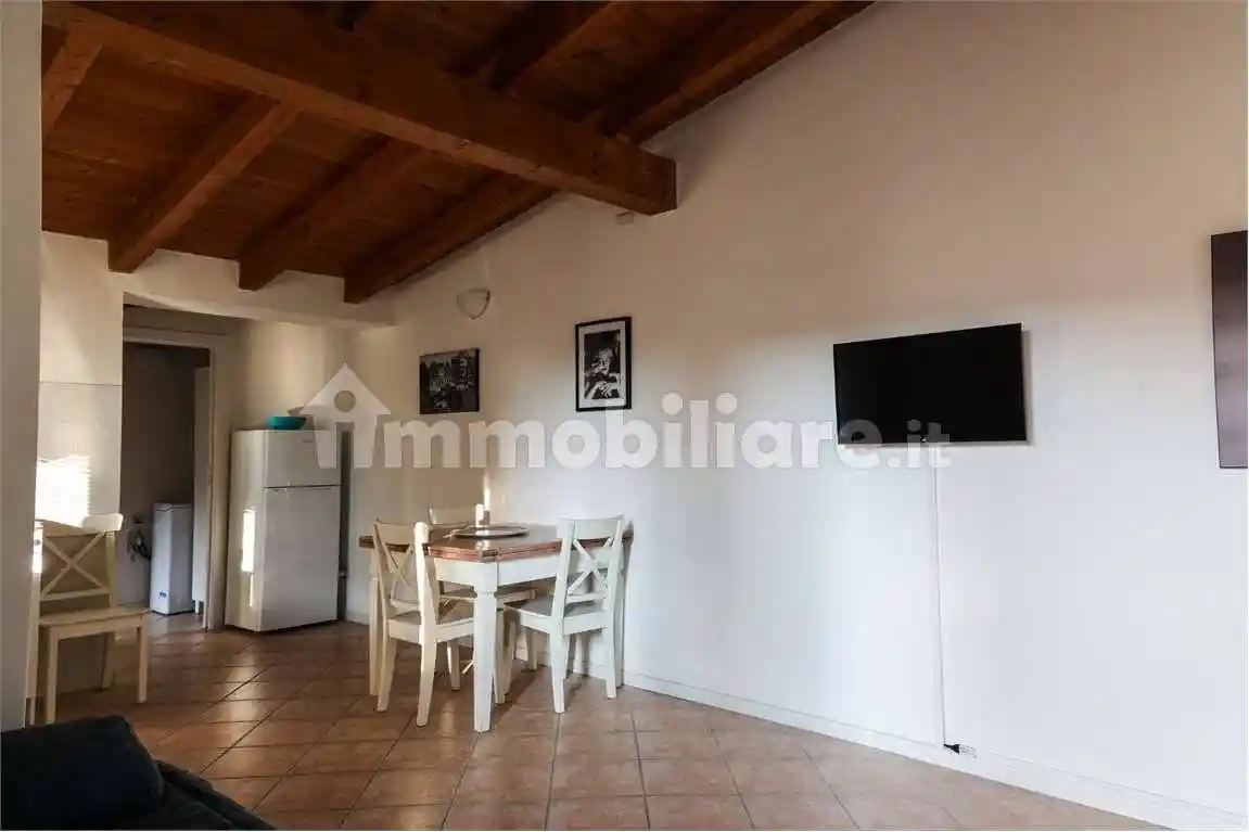 Appartamento in affitto a Oleggio