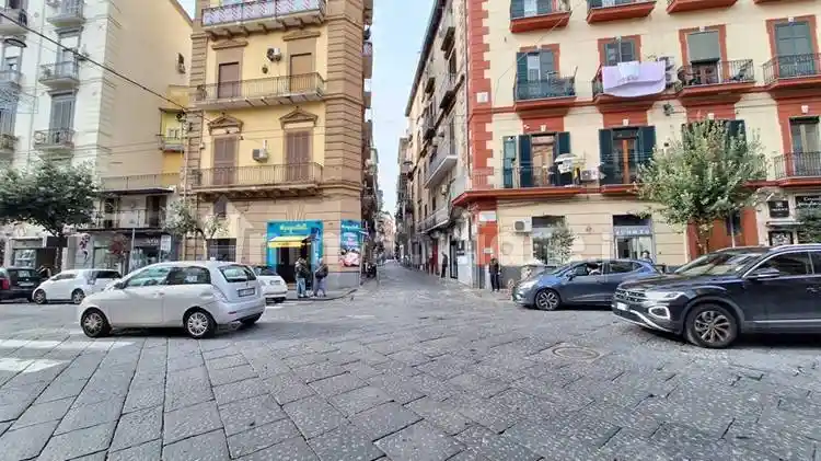 Appartamento in affitto a Napoli