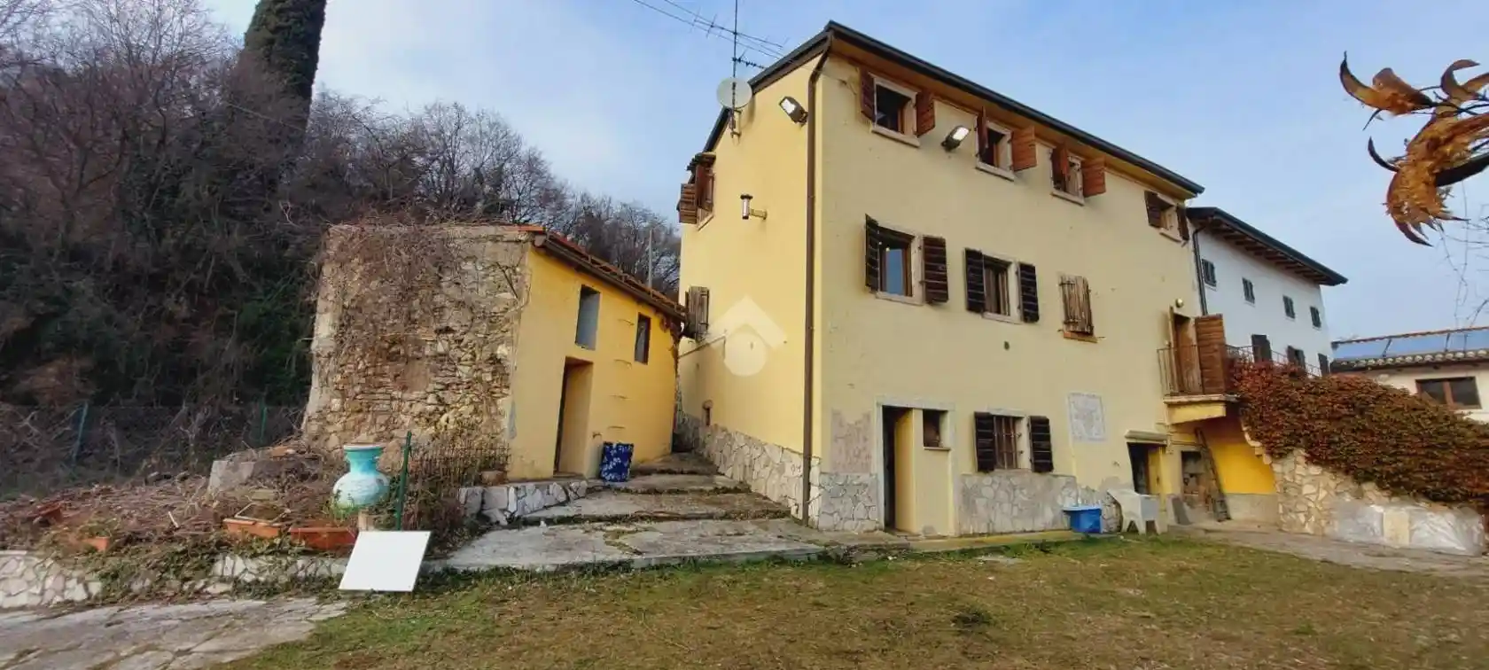 Rustico - Casale in vendita a Caprino Veronese