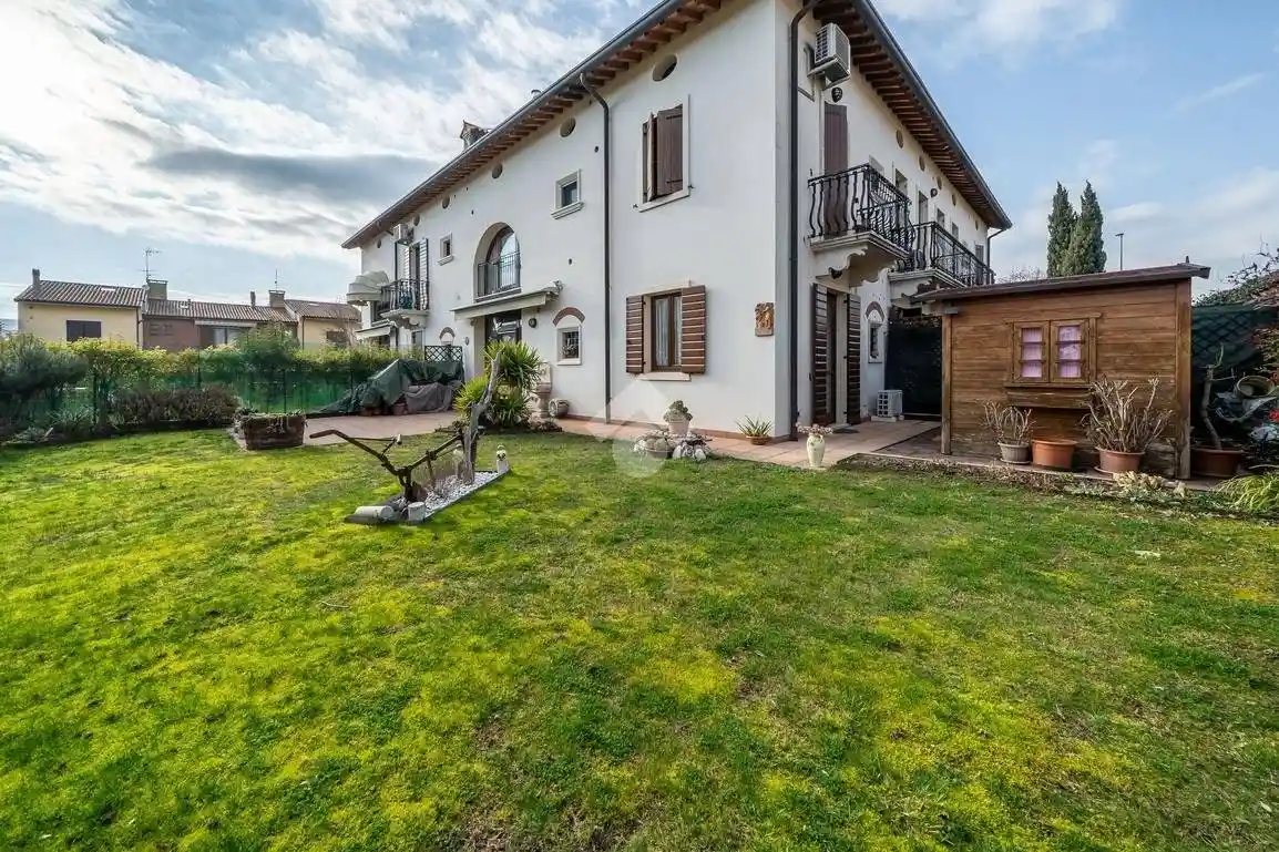 Appartamento in vendita a Soave