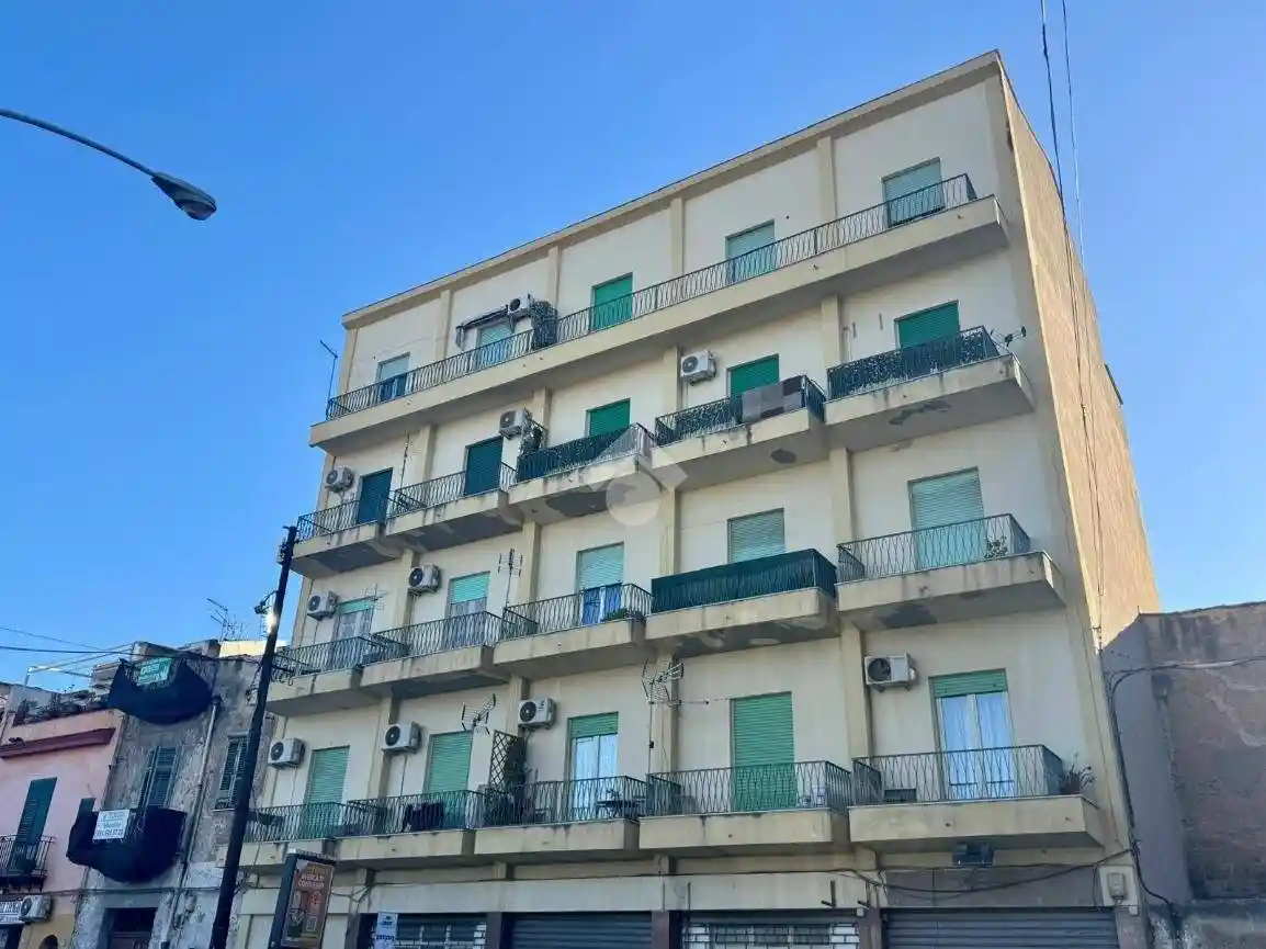 Appartamento in vendita a Palermo
