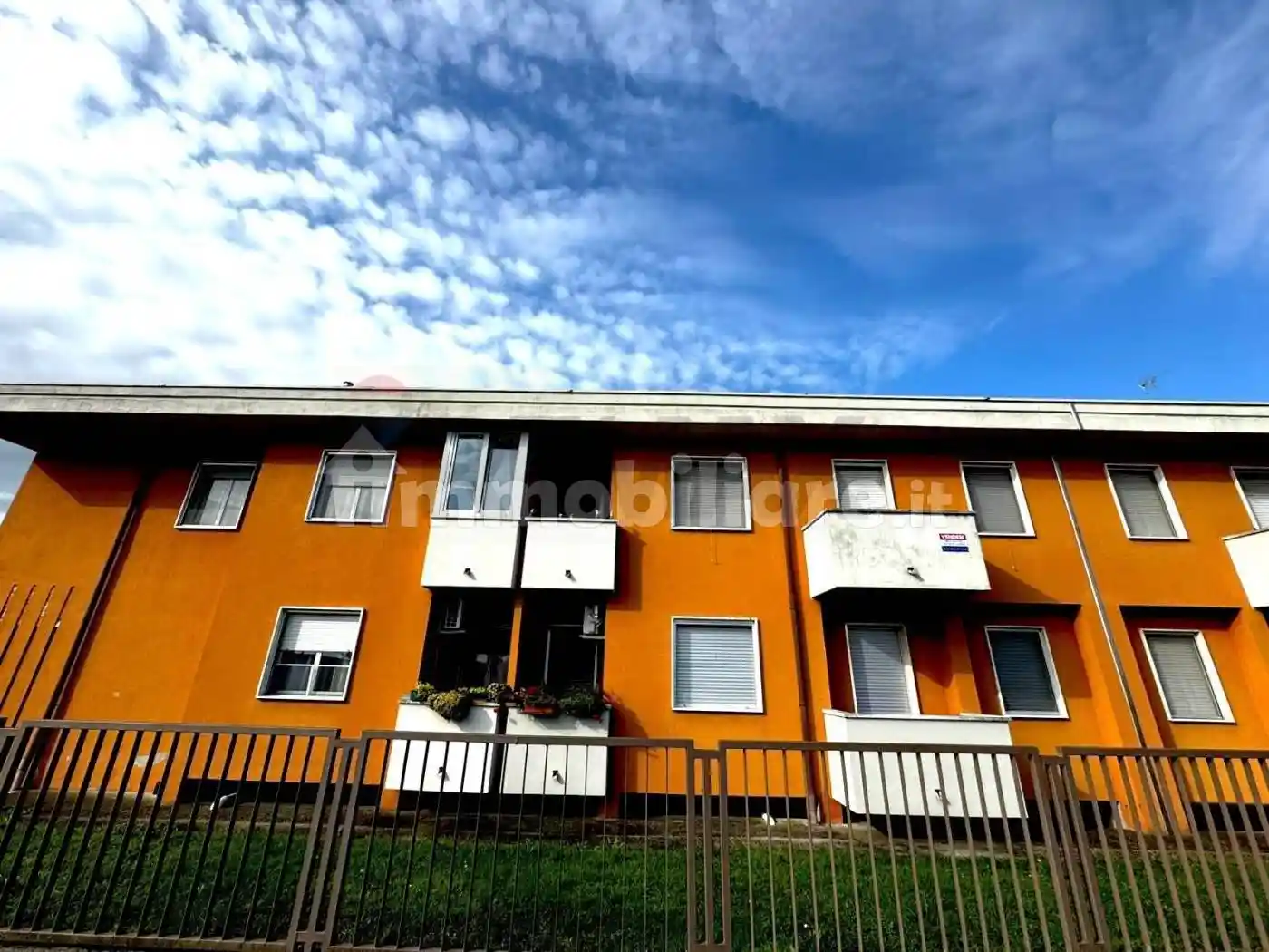 Appartamento in vendita a Momo