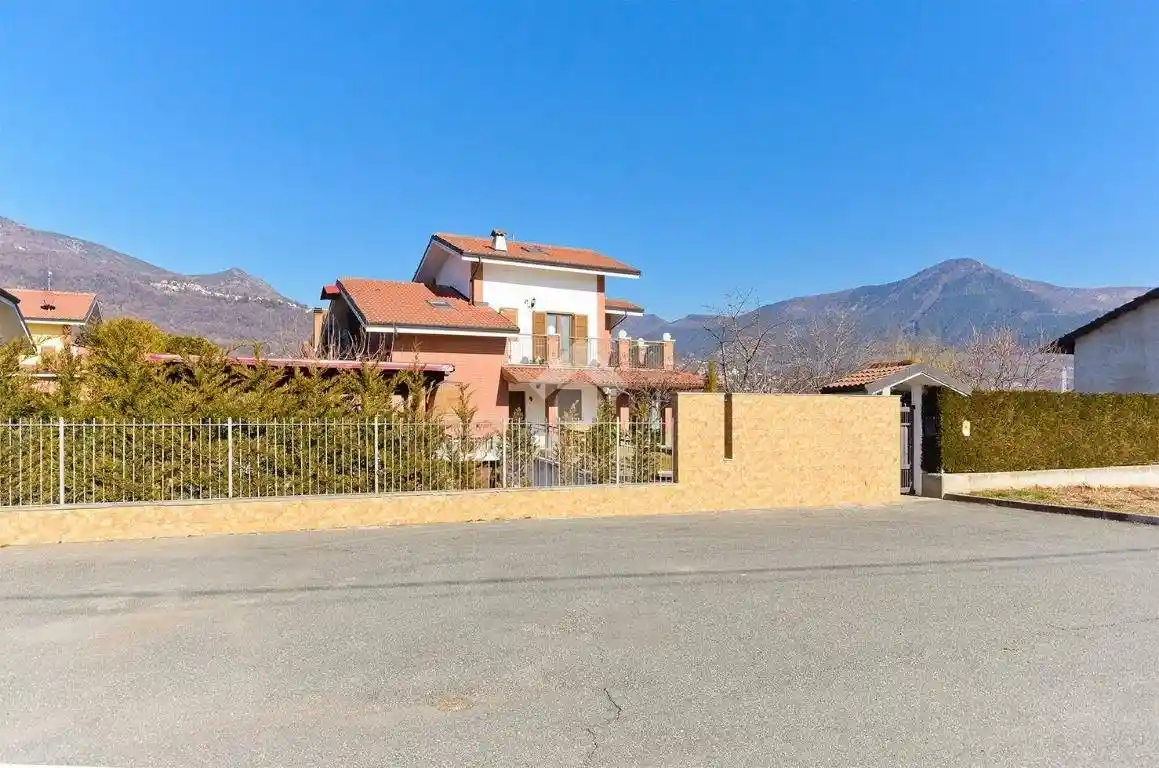 Villa in vendita a Villar Dora