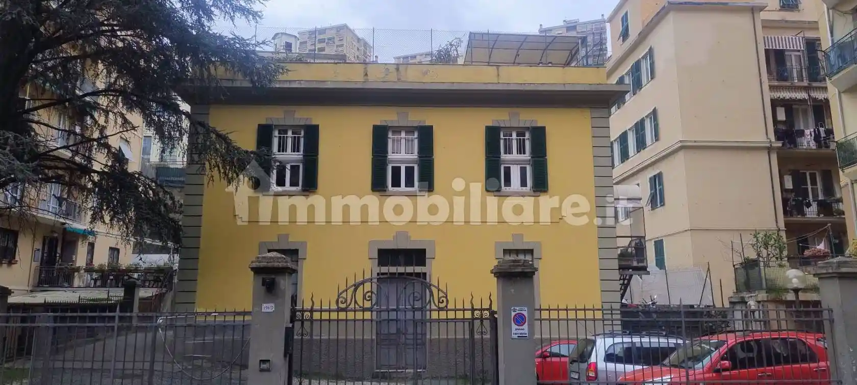 Villa in vendita a Genova