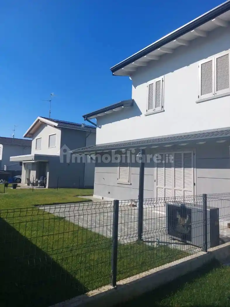 Villa in vendita a Caravaggio