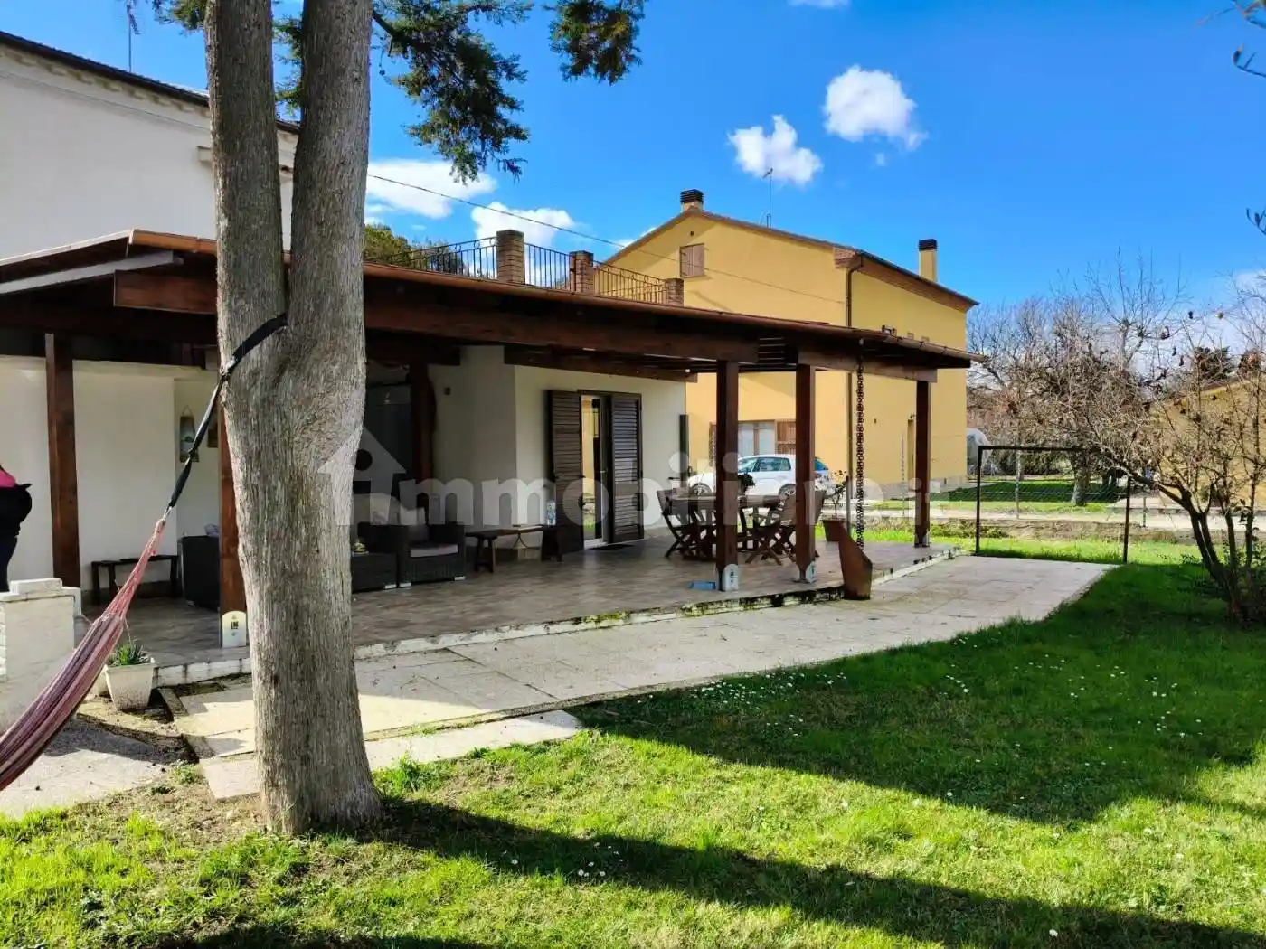 Villa in vendita a Camerata Picena