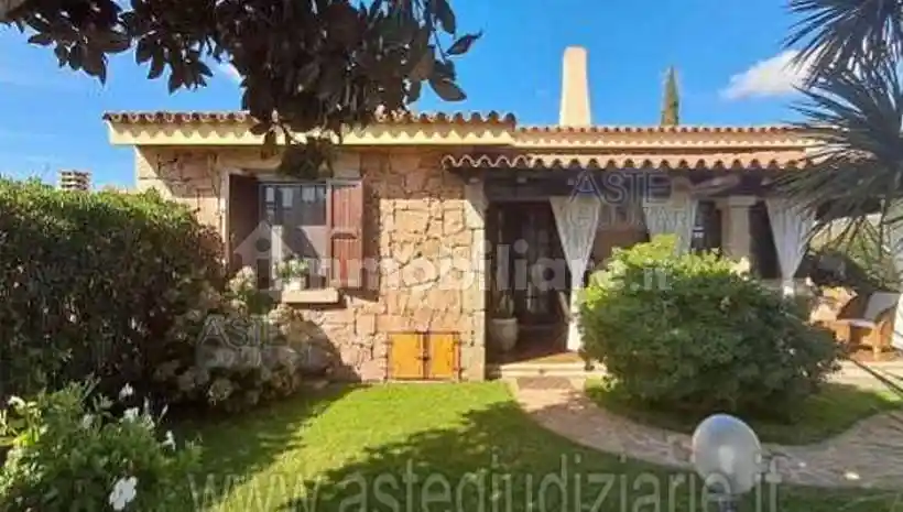 Villa in vendita a San Teodoro