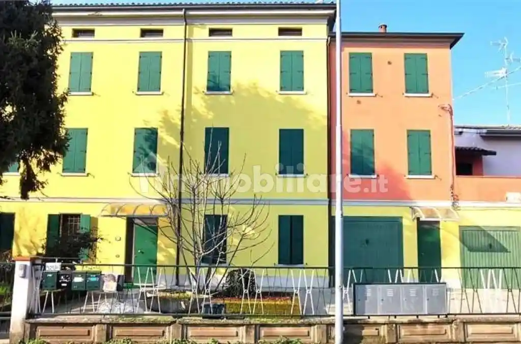 Appartamento in vendita a Rolo