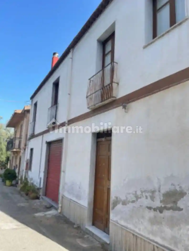 Appartamento in vendita a Sant'Angelo di Brolo