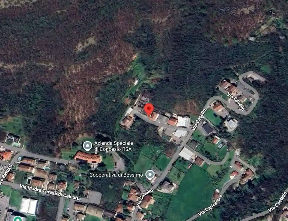 Palazzo - Stabile in vendita a Concesio