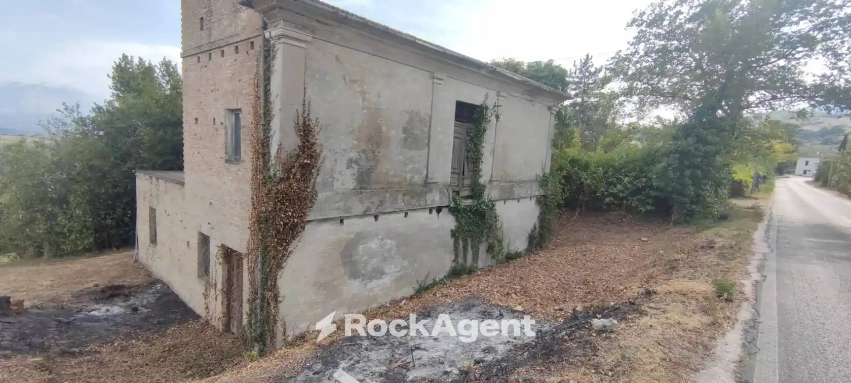 Rustico - Casale in vendita a Civitaquana