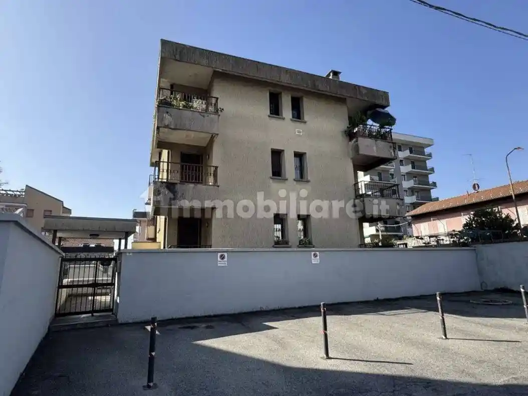 Appartamento in vendita a Borgomanero