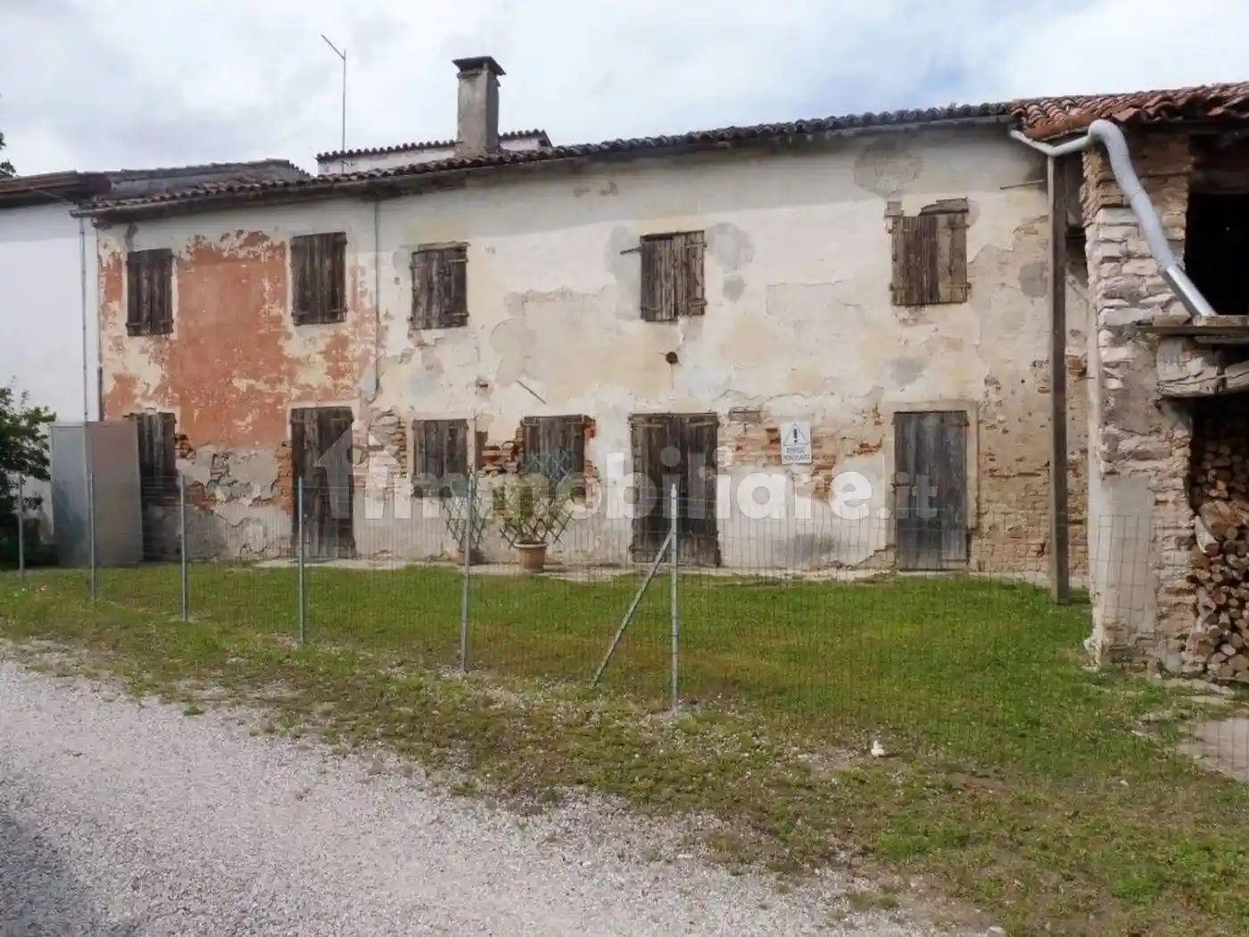 Rustico - Casale in vendita a Cervarese Santa Croce