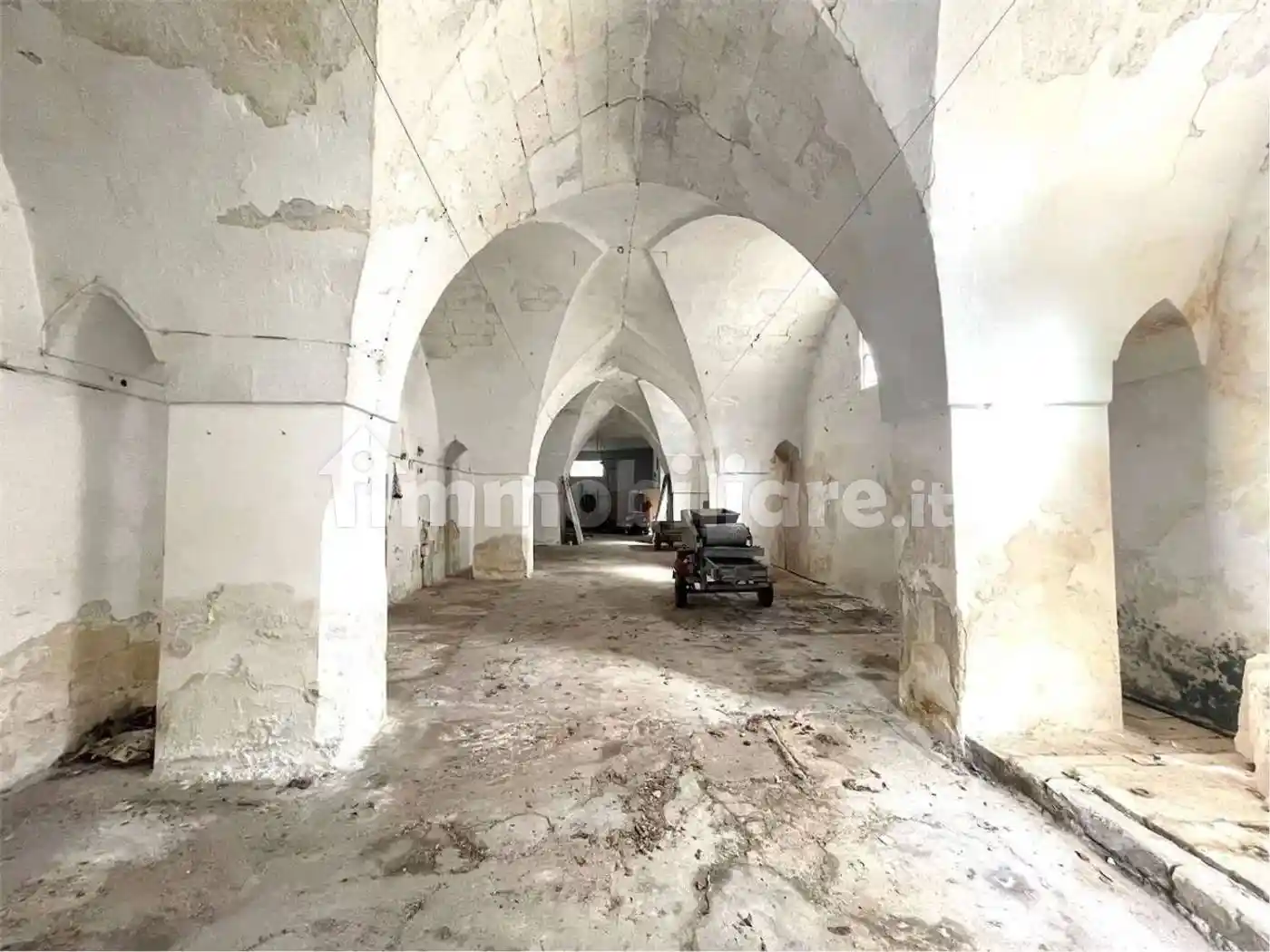 Palazzo - Edificio in vendita a Melendugno